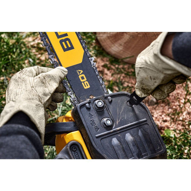 60V MAX Chainsaw 18 in Brushless Cordless Kit DCCS672X1 from