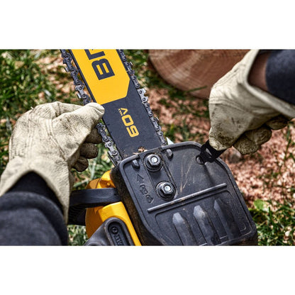 60V MAX Chainsaw 18 in Brushless Cordless Kit DCCS672X1 from