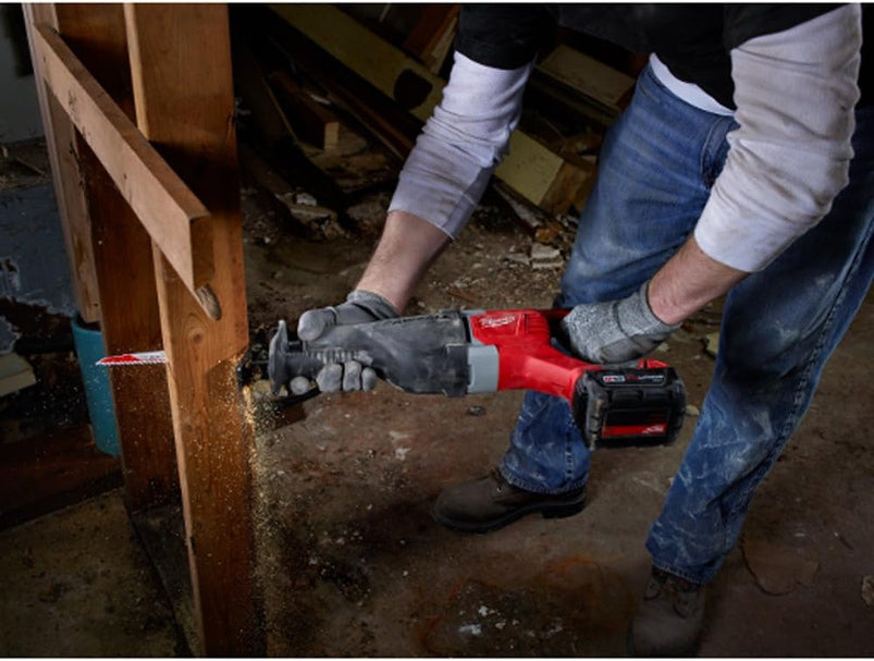 2621-20 M18 18V Lithium Ion Cordless Sawzall 3, 000RPM Reciprocating Saw with Quik Lok Blade Clamp and All Metal Gearbox Bare Tool