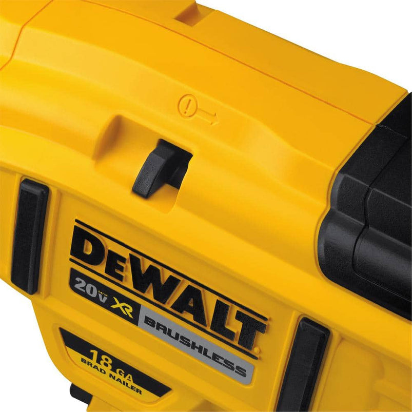 20V MAX XR Lithium-Ion Cordlessgauge Brad Nailer Tool Only