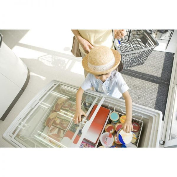 7.4 Cubic Feet Cu. Ft. Chest Freezer with Adjustable Temperature Controls