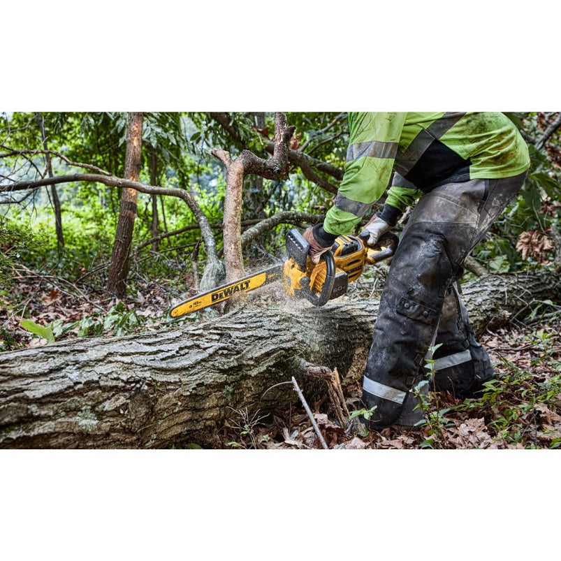60V MAX Chainsaw 18 in Brushless Cordless Kit DCCS672X1 from